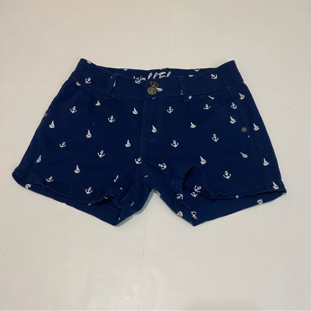 ⭐️ Wallflower blue & white shorts size 1